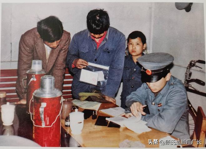 小件行李寄存处发出的恶臭1981年济南火车站97特大碎尸案始末(图3)